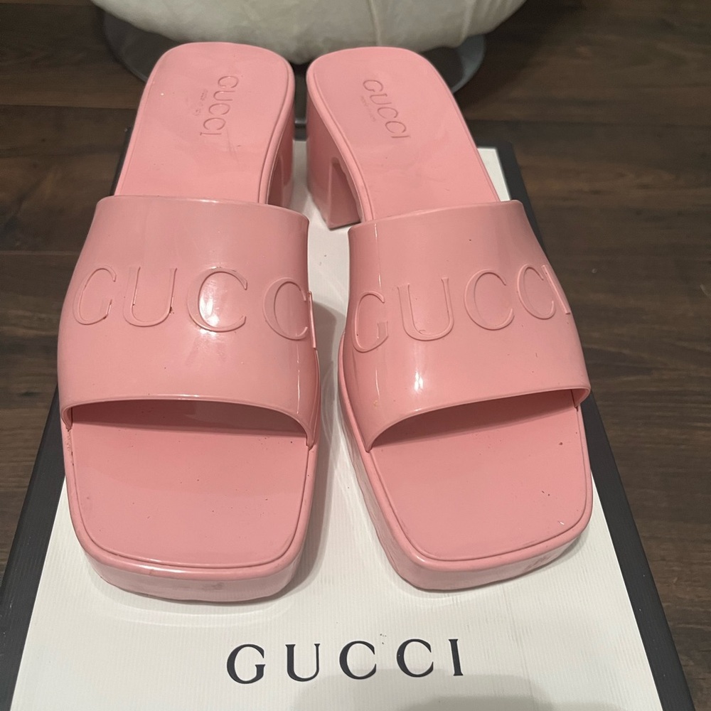 Gucci Women's Pink Rubber Platform Slide Sandals Shoes Size 37